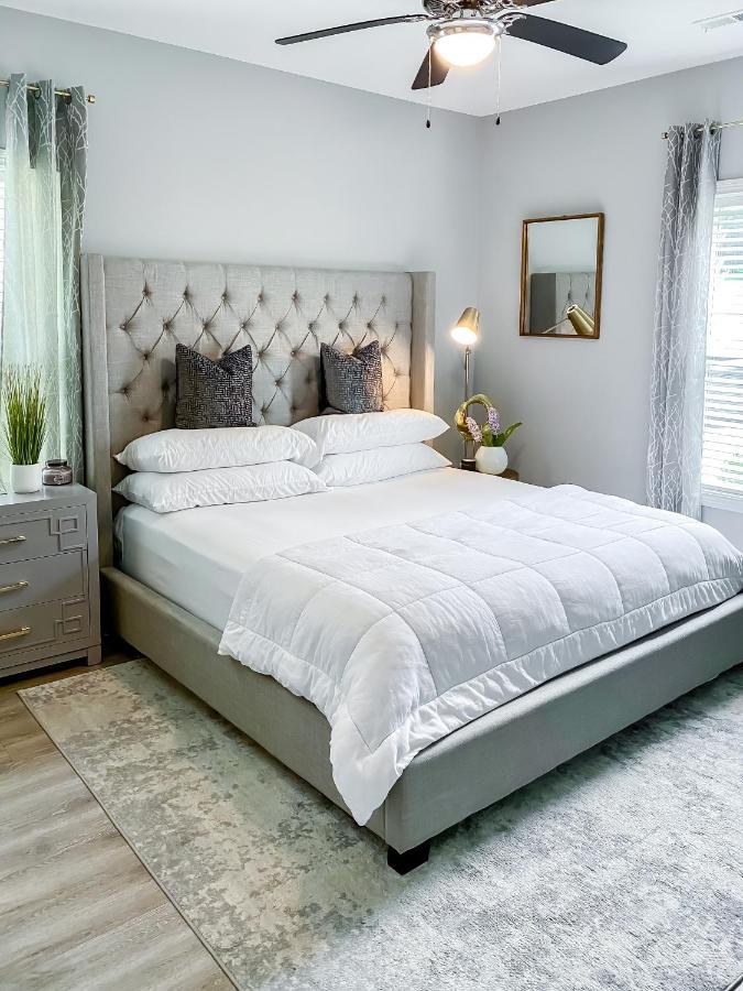 Full Kitchen,King,W/D,Netflix,2 Smart Tvs,Parking Lejlighed Louisville Eksteriør billede